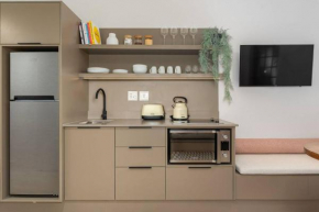 Beautiful Updated Loft Apt – Centrally Located